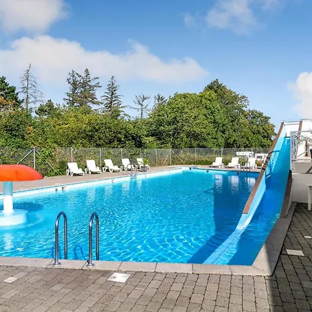 Semesterbostad 2 Bedroom Stunning In